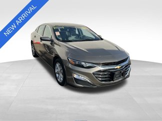 Used 2020 Chevrolet Malibu LT image 1