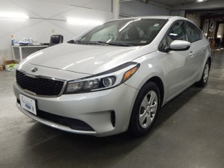 Used 2018 Kia Forte LX image 1