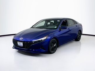 Used 2022 Hyundai Elantra SEL w/ Convenience Package image 1