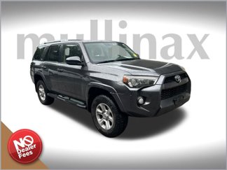 Used 2015 Toyota 4Runner SR5 image 1