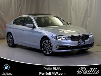 Used 2020 BMW 530e xDrive w/ Premium Package image 1