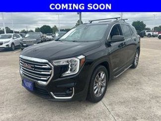 Used 2022 GMC Terrain SLT w/ LPO, 'HIT The Road' Package image 1