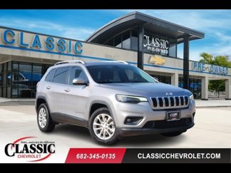 Used 2019 Jeep Cherokee Latitude w/ Popular Appearance Group image 1