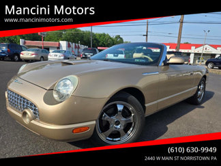 Used 2005 Ford Thunderbird Deluxe image 1