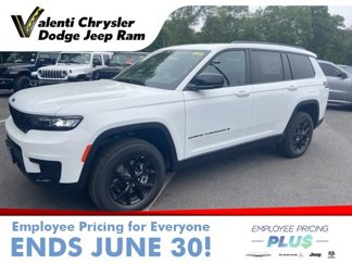 New 2025 Jeep Grand Cherokee L Altitude image 1