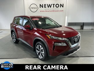 Used 2022 Nissan Rogue SV image 1