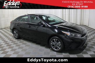 Used 2023 Kia Forte LXS image 1