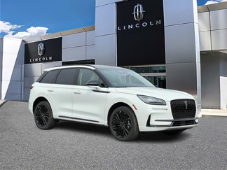 New 2025 Lincoln Corsair AWD w/ Equipment Group 101A image 1