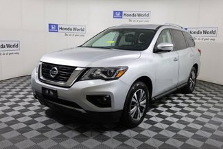 Used 2017 Nissan Pathfinder SL image 1