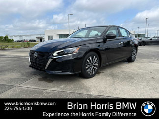 Used 2025 Nissan Altima 2.5 SV image 1