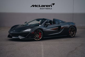 Used 2019 McLaren 570S Spider image 1