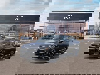 New 2025 Kia K4 GT-Line image 1