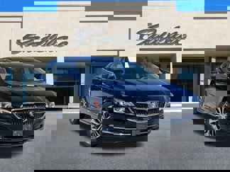 Used 2017 Buick LaCrosse Essence image 1