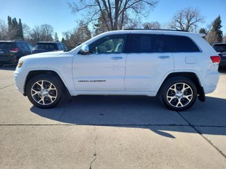 Used 2019 Jeep Grand Cherokee Overland image 1