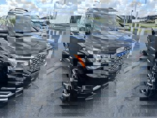 Used 2019 GMC Acadia Denali w/ Technology Package image 1
