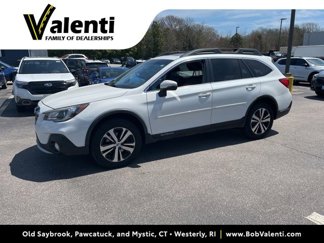 Used 2018 Subaru Outback 2.5i Limited image 1