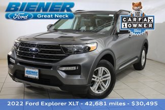 Used 2022 Ford Explorer XLT w/ Equipment Group 202A image 1