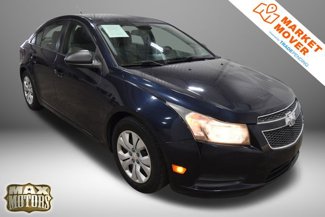 Used 2014 Chevrolet Cruze LS image 1