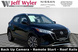 Used 2023 Nissan Kicks SV image 1