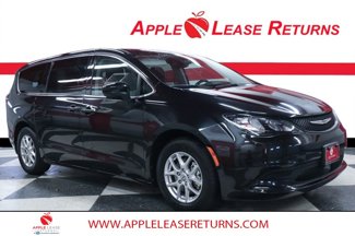 Used 2023 Chrysler Voyager LX image 1