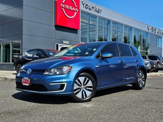 Used 2016 Volkswagen e-Golf SE image 1