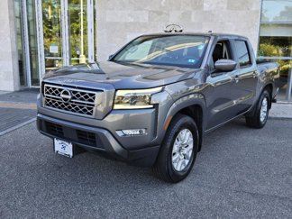 Used 2022 Nissan Frontier SV image 1