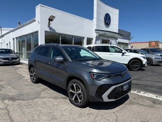 New 2025 Volkswagen Taos SEL image 1