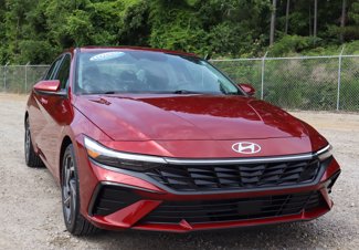 Certified 2024 Hyundai Elantra SEL w/ Convenience Package image 1