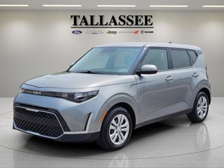 Used 2023 Kia Soul LX image 1