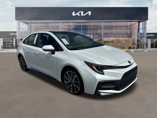Used 2022 Toyota Corolla SE image 1