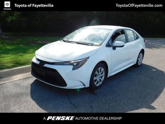 Used 2023 Toyota Corolla LE image 1