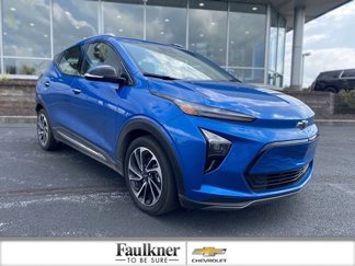 Used 2023 Chevrolet Bolt EUV Premier image 1