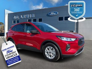 New 2025 Ford Escape Active image 1