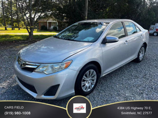 Used 2014 Toyota Camry LE image 1
