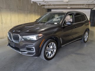 Used 2022 BMW X5 xDrive40i w/ Premium Package image 1