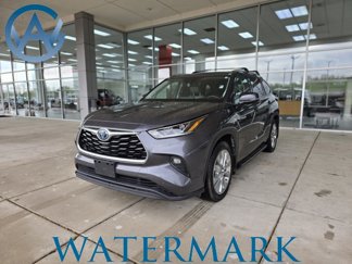 Used 2021 Toyota Highlander Limited image 1