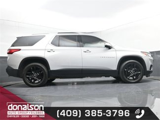 Used 2018 Chevrolet Traverse LT image 1