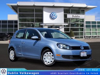 Used 2010 Volkswagen Golf 2-Door image 1