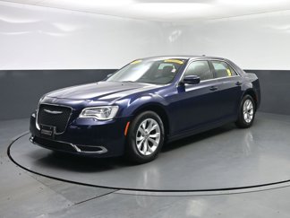 Used 2016 Chrysler 300 Limited image 1