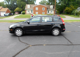Used 2012 Hyundai Elantra GLS image 1