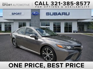 Used 2019 Toyota Camry SE image 1
