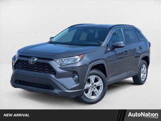 Used 2021 Toyota RAV4 XLE image 1