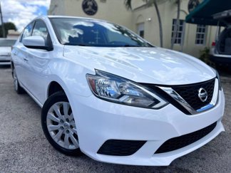 Used 2016 Nissan Sentra S image 1