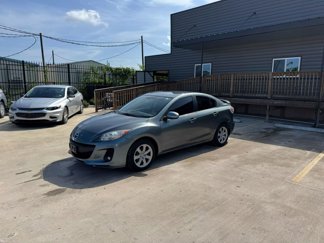 Used 2013 MAZDA MAZDA3 i SV image 1