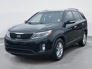 Used 2015 Kia Sorento LX image 1