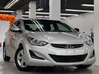 Used 2015 Hyundai Elantra SE image 1