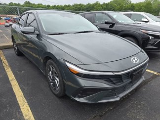 Used 2024 Hyundai Elantra SEL image 1