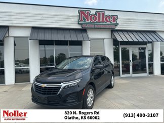 Used 2022 Chevrolet Equinox LS w/ LS Convenience Package image 1