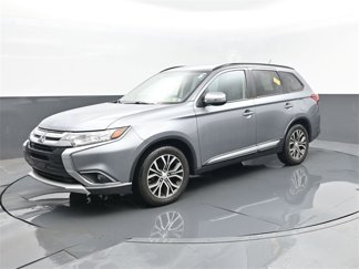 Used 2016 Mitsubishi Outlander SEL image 1