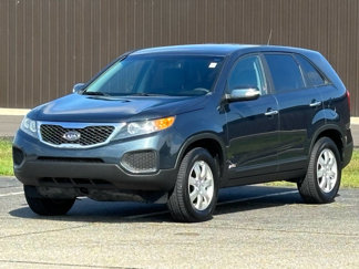 Used 2011 Kia Sorento LX image 1